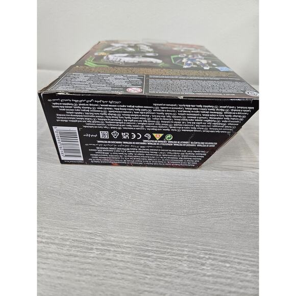 Transformers Kingdom Autobot Slammer Figure Deluxe Class Hasbro New - Picture 6 of 7